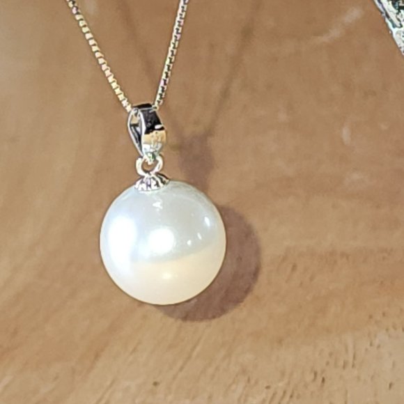 925 Sterling Silver 12mm White Shell Pearl Pendant Necklace And Earrings Set NEW - Picture 8 of 16